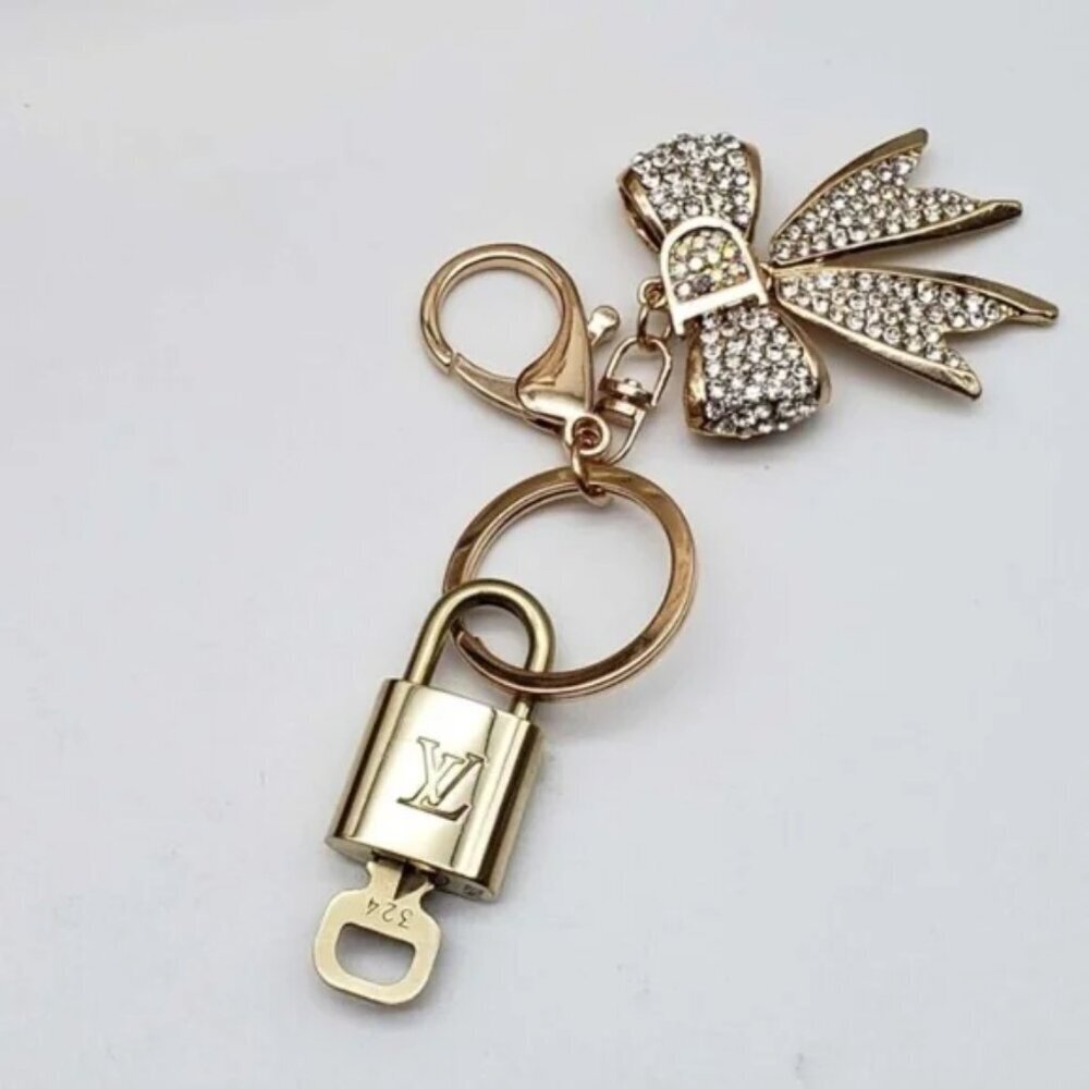 Louis Vuitton Gold Padlock Key 🔒 Authentic LV Charm + Unbranded Ribbon Keychain - Picture 4 of 7